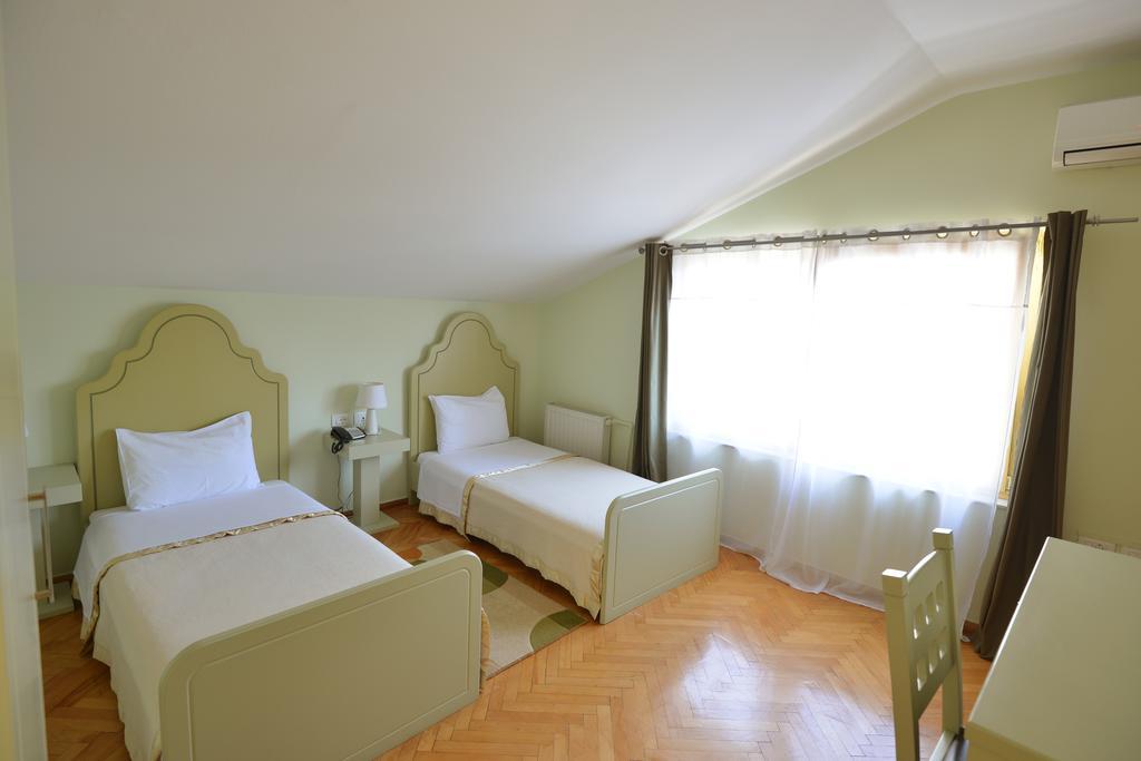 Hotel De Paris Tirana Habitación foto